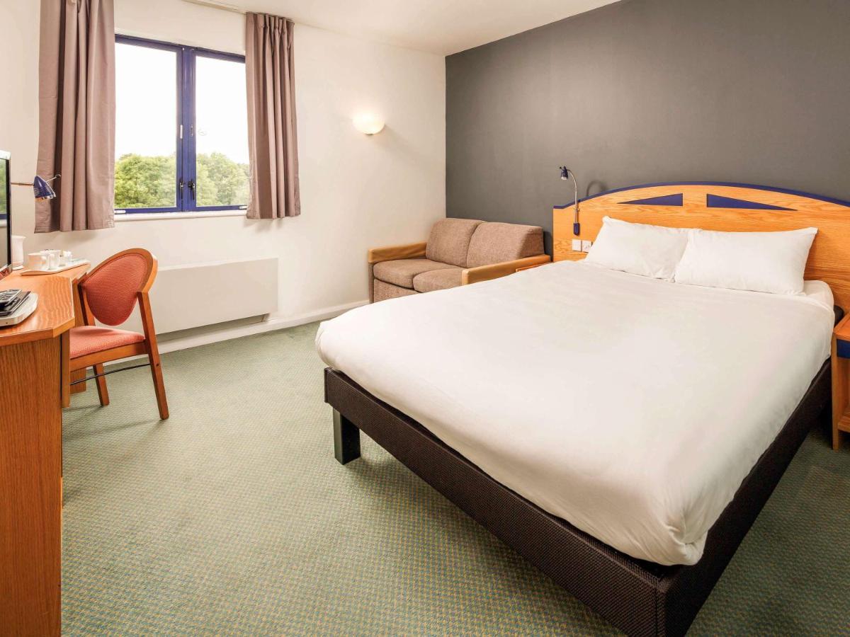 Ibis Chesterfield North - Barlborough Eksteriør billede
